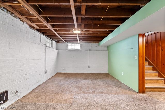300 E 216th Street, Euclid, OH 44123