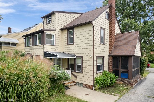 300 E 216th Street, Euclid, OH 44123