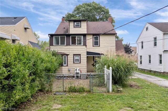 300 E 216th Street, Euclid, OH 44123