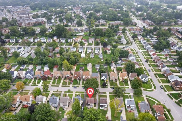 300 E 216th Street, Euclid, OH 44123