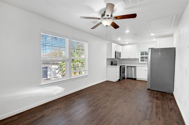 311 Clifton Street B, Houston, TX 77011