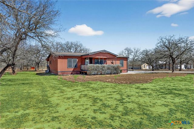 1298 County Road 425, Stockdale, TX 78160
