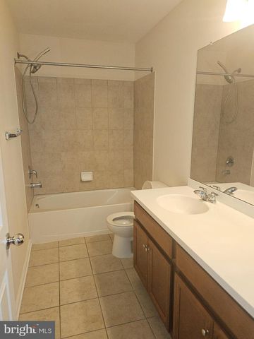 323 PIGOTT DR, Florence, NJ 08518