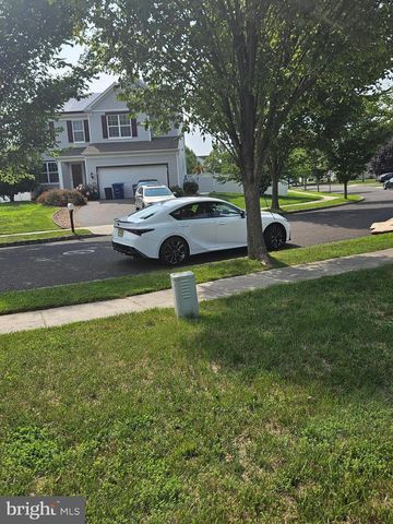 323 PIGOTT DR, Florence, NJ 08518