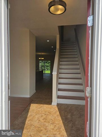 323 PIGOTT DR, Florence, NJ 08518