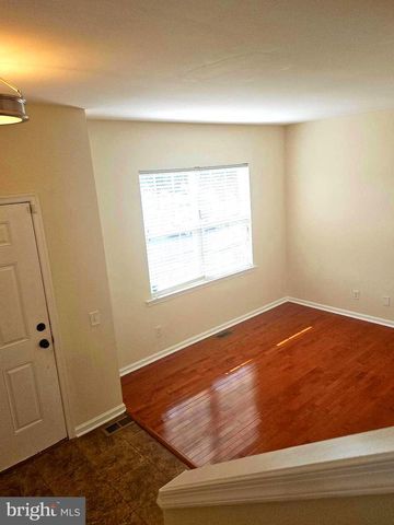 323 PIGOTT DR, Florence, NJ 08518