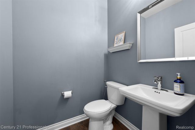 2083 Findley Circle, Orion Charter Township, MI 48360