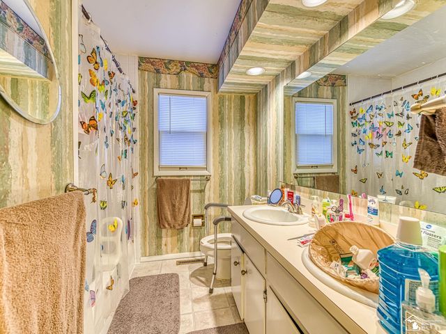 5034 Northfield Drive, Monroe, MI 48161