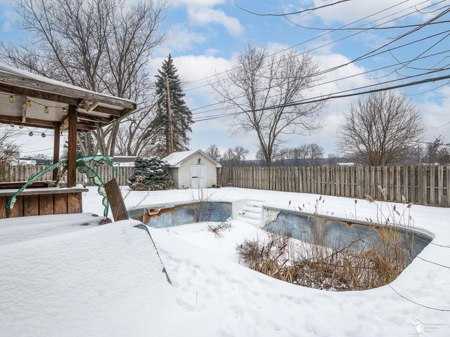 5034 Northfield Drive, Monroe, MI 48161