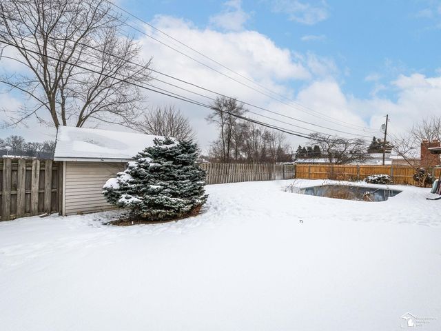 5034 Northfield Drive, Monroe, MI 48161