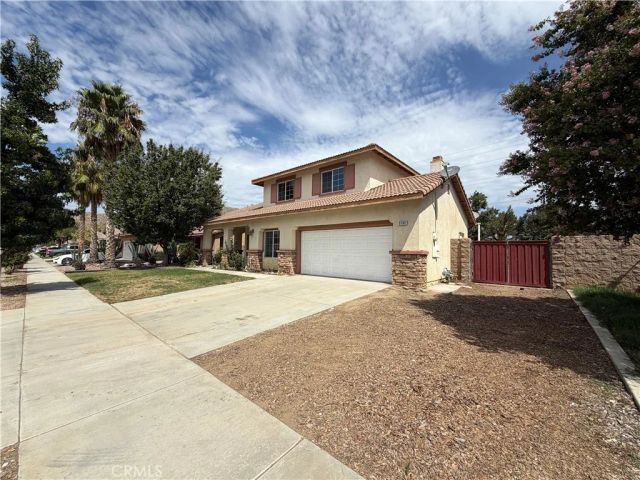 5180 Ravenstone Drive, Hemet, CA 92545
