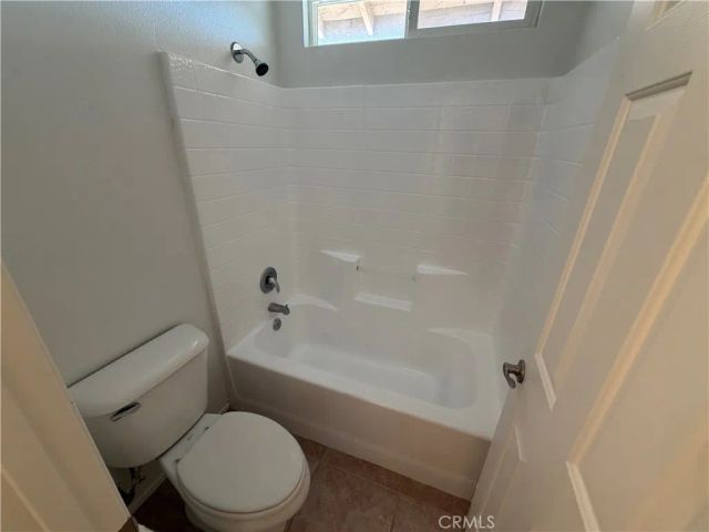 5180 Ravenstone Drive, Hemet, CA 92545