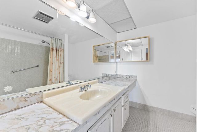 309 WELLINGTON M, West Palm Beach, FL 33417