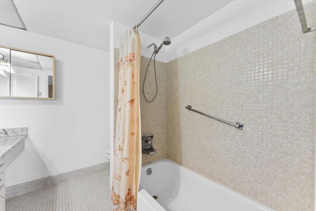 309 WELLINGTON M, West Palm Beach, FL 33417