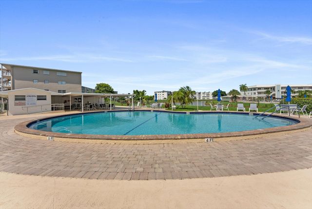 309 WELLINGTON M, West Palm Beach, FL 33417