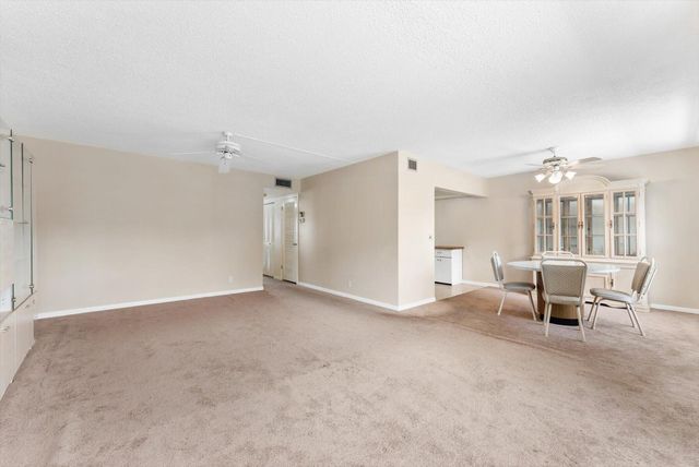309 WELLINGTON M, West Palm Beach, FL 33417