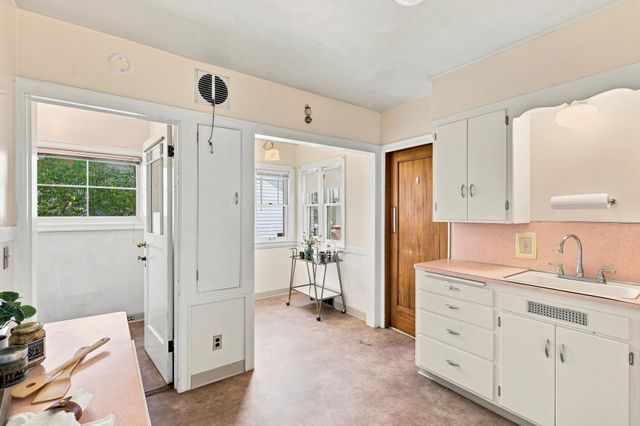 408 E Baldwin Ave, Spokane, WA 99207
