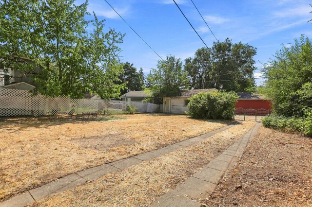 408 E Baldwin Ave, Spokane, WA 99207