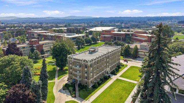 408 E Baldwin Ave, Spokane, WA 99207