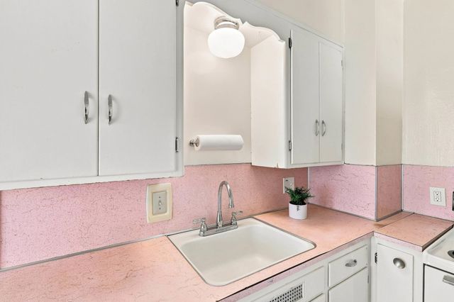 408 E Baldwin Ave, Spokane, WA 99207