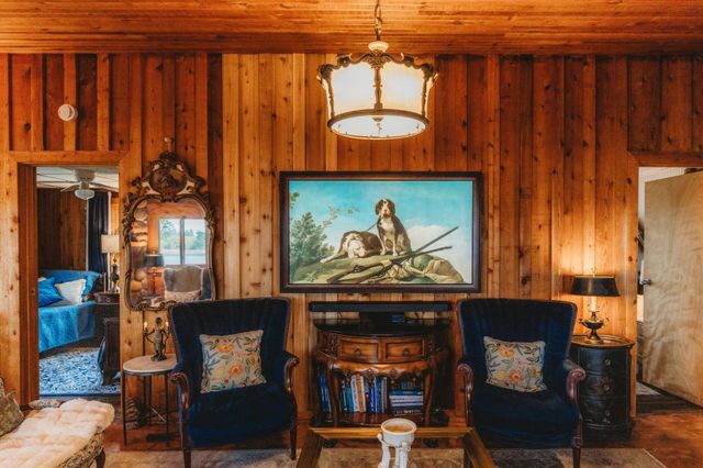 2981 E Lakeside Road, Jamestown, ND 58401