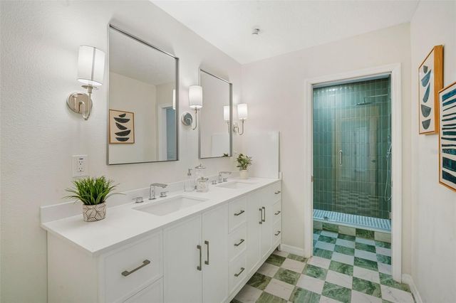 7272 129TH STREET N, Seminole, FL 33776