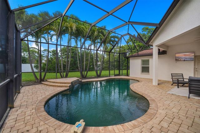 7272 129TH STREET N, Seminole, FL 33776