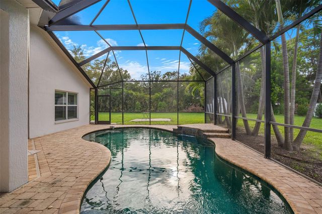 7272 129TH STREET N, Seminole, FL 33776