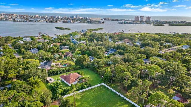 7272 129TH STREET N, Seminole, FL 33776