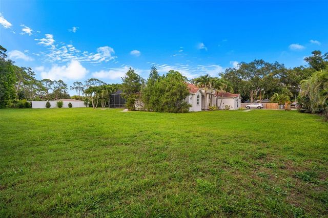7272 129TH STREET N, Seminole, FL 33776