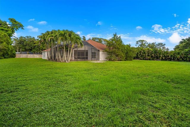 7272 129TH STREET N, Seminole, FL 33776