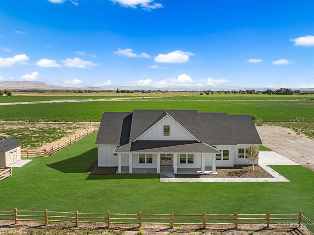 9825 Mayberry Ln, Emmett, ID 83617 property photo
