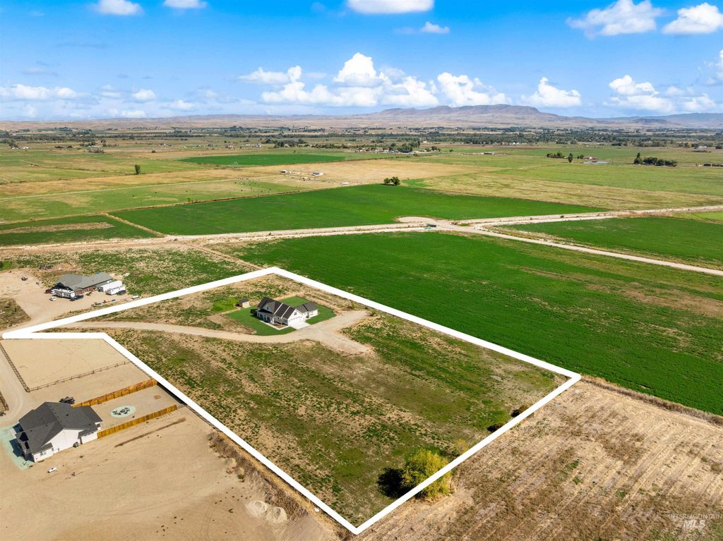 9825 Mayberry Ln, Emmett, ID 83617 photo 3