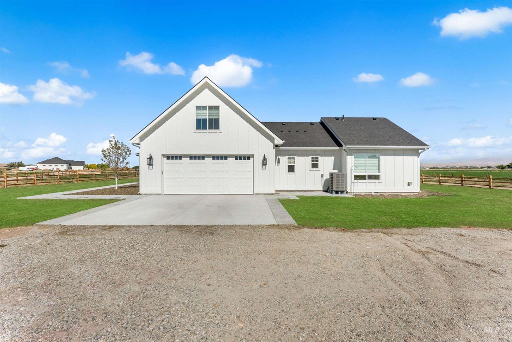 9825 Mayberry Ln, Emmett, ID 83617 photo 4