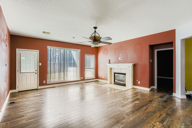 727 Pine Thicket Court, Spring, TX 77373