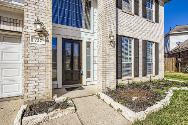 727 Pine Thicket Court, Spring, TX 77373
