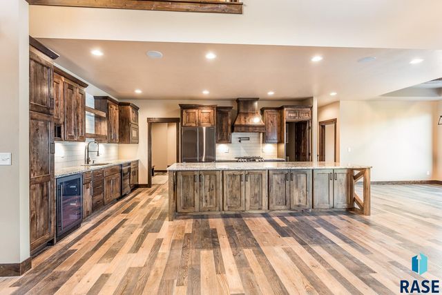 2816 E Sunflower Cir Circle, Brandon, SD 57005