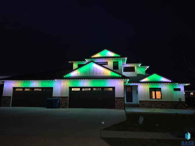 2816 E Sunflower Cir Circle, Brandon, SD 57005