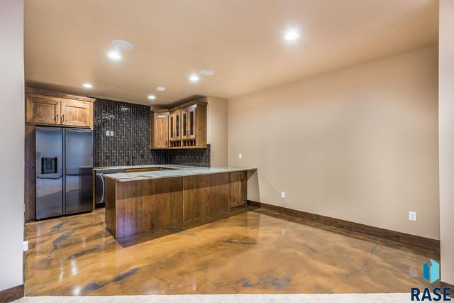 2816 E Sunflower Cir Circle, Brandon, SD 57005