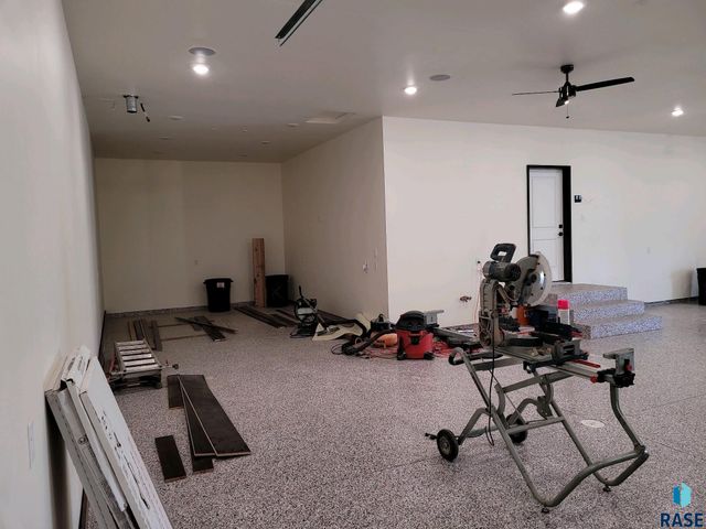 2816 E Sunflower Cir Circle, Brandon, SD 57005