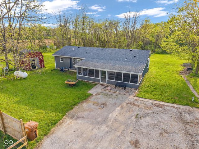 601 S 500 W, Crawfordsville, IN 47933