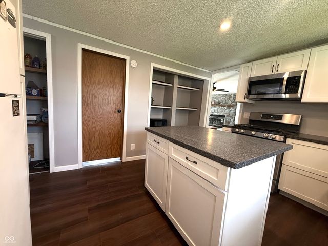 601 S 500 W, Crawfordsville, IN 47933