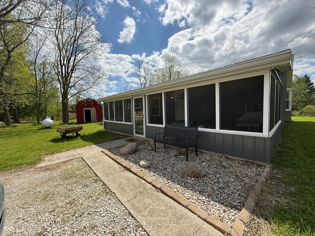601 S 500 W, Crawfordsville, IN 47933