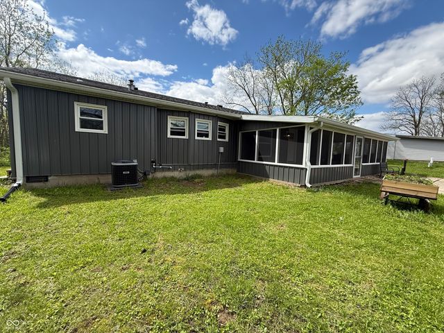 601 S 500 W, Crawfordsville, IN 47933