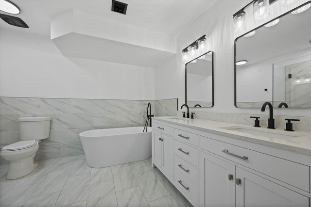 5363 NW 53rd Street, Coconut Creek, FL 33073