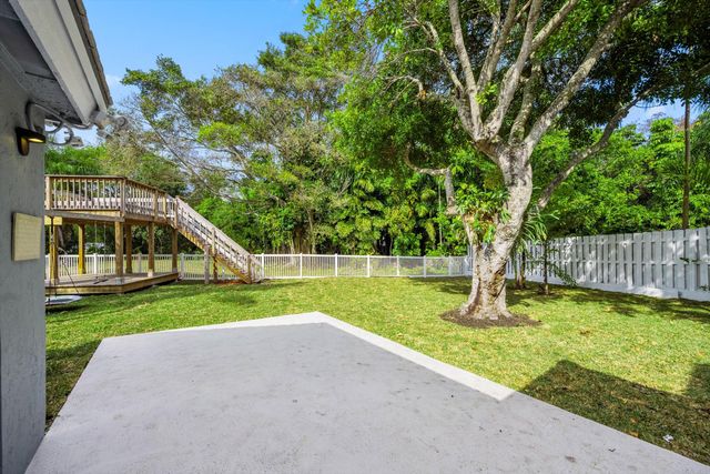 5363 NW 53rd Street, Coconut Creek, FL 33073