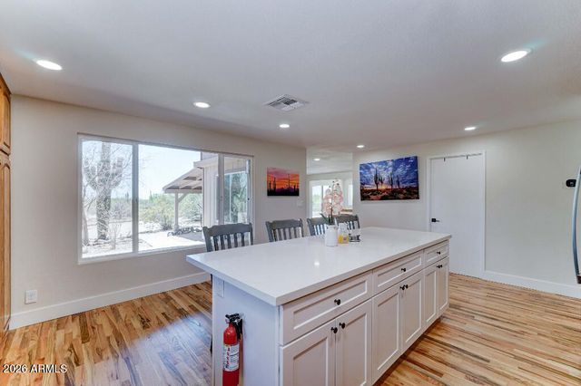 30120 N 70TH Street, Scottsdale, AZ 85266