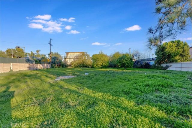 7630 Jellico, Northridge, CA 91325