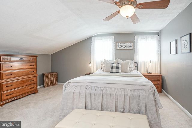 8 PATERSON AVE, Pennsville, NJ 08070