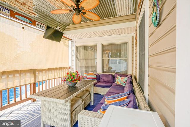 8 PATERSON AVE, Pennsville, NJ 08070